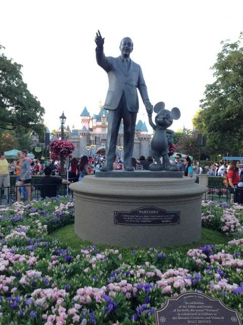 photo walt.jpg