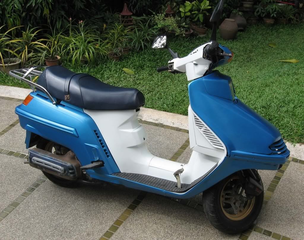 honda250ccscooter3.jpg