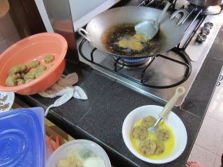 Frying the burgerdil