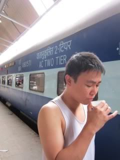 Boon Drinking Chai