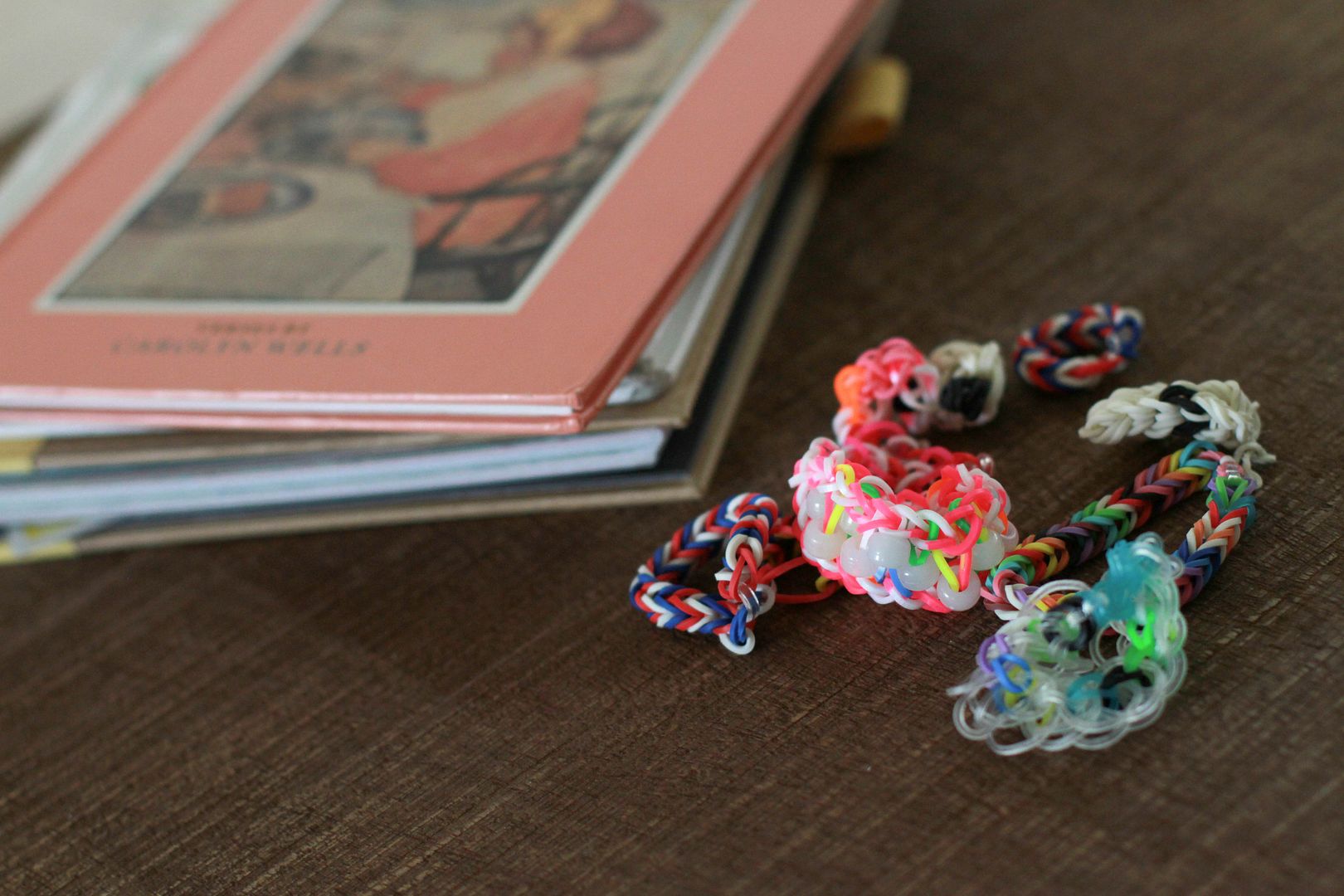photo rainbowloom2_zps79ba2b62.jpg