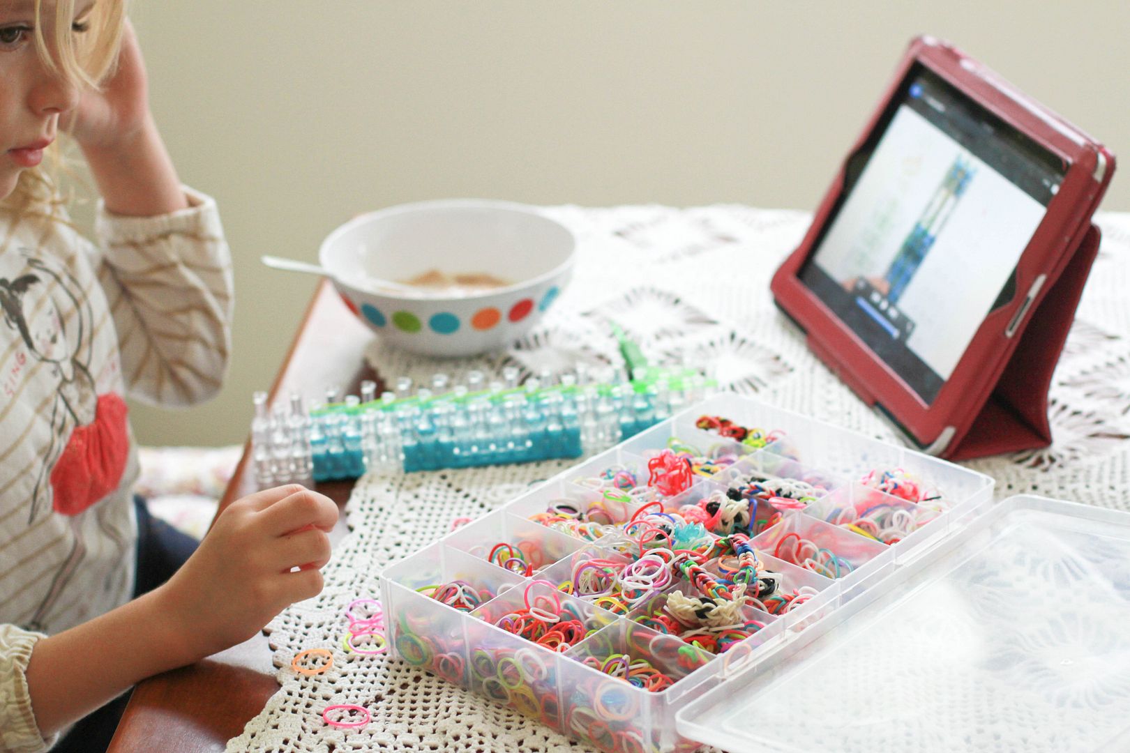 photo rainbowloom_zps09de0f12.jpg