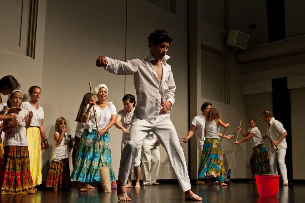 IMAGE: http://i259.photobucket.com/albums/hh296/olivercrane/share/1DN_0220.jpg