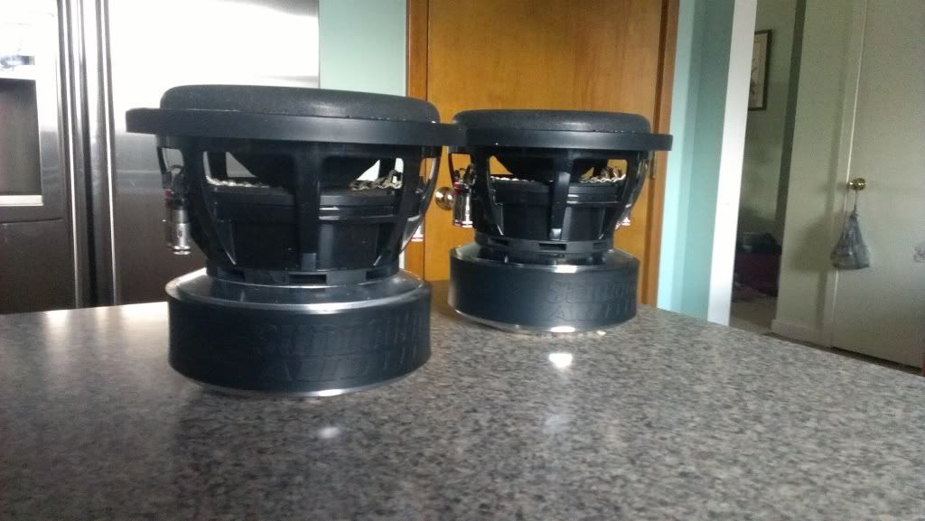 subwoofer custom center console built by myself Ford Powerstroke