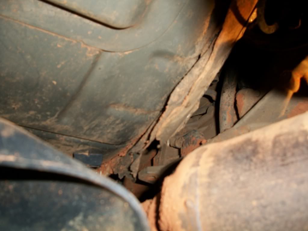 diffs, transfer case, transmission breather tub extension/raise