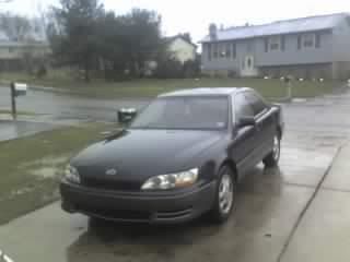 http://i259.photobucket.com/albums/hh305/dreyer2007/lexus.jpg