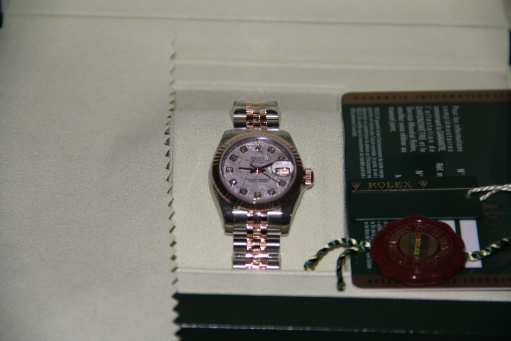 A new watch for my gf Very very soon to be my wife 