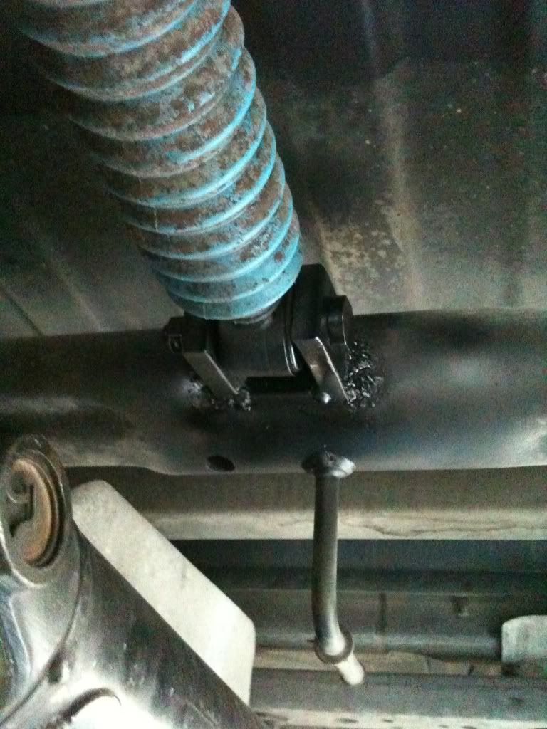 Kicker Shock/Anti Wheelhop shock on a Quad Cab (lowered) Dodge Ram